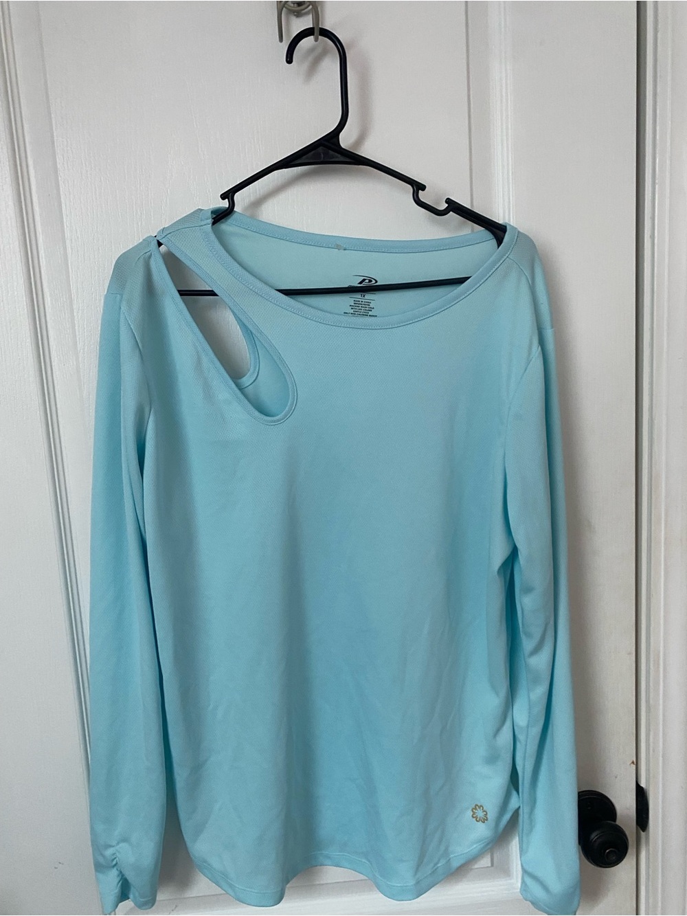 Pro Player Light Blue Long-Sleeve Cutout Shoulder Top